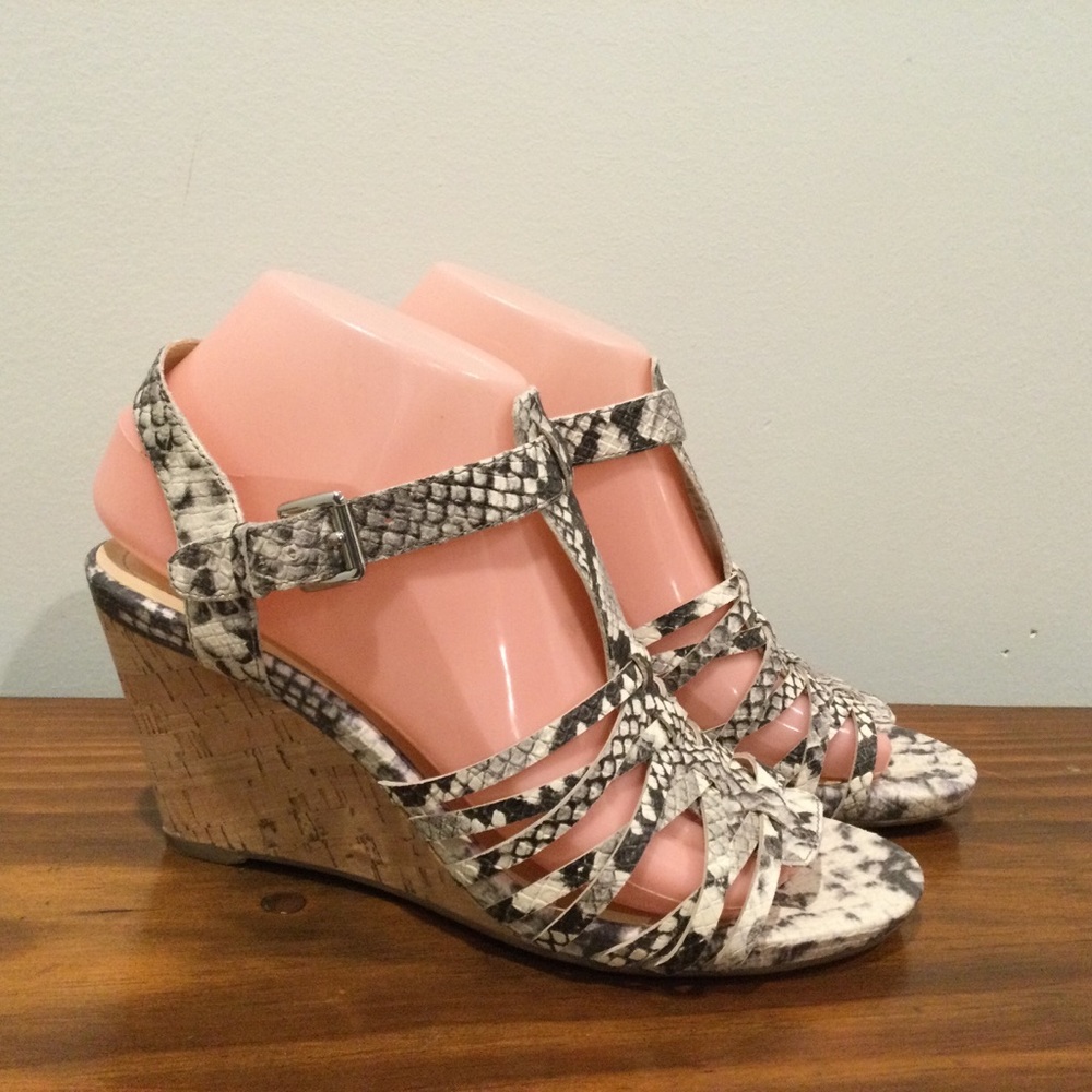 Isaac Mizrahi Leather Snake Print Wedge Sandals  7.5M